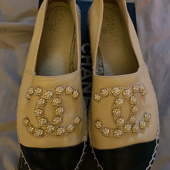 Chanel Loafers - Picture 4 of 6